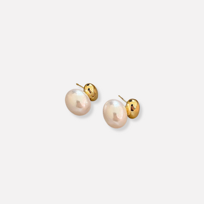 Eleanor | Vintage Pearl Earrings