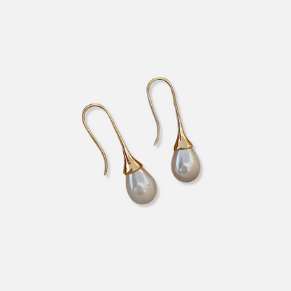 Rosie | Classic Pearl Earrings