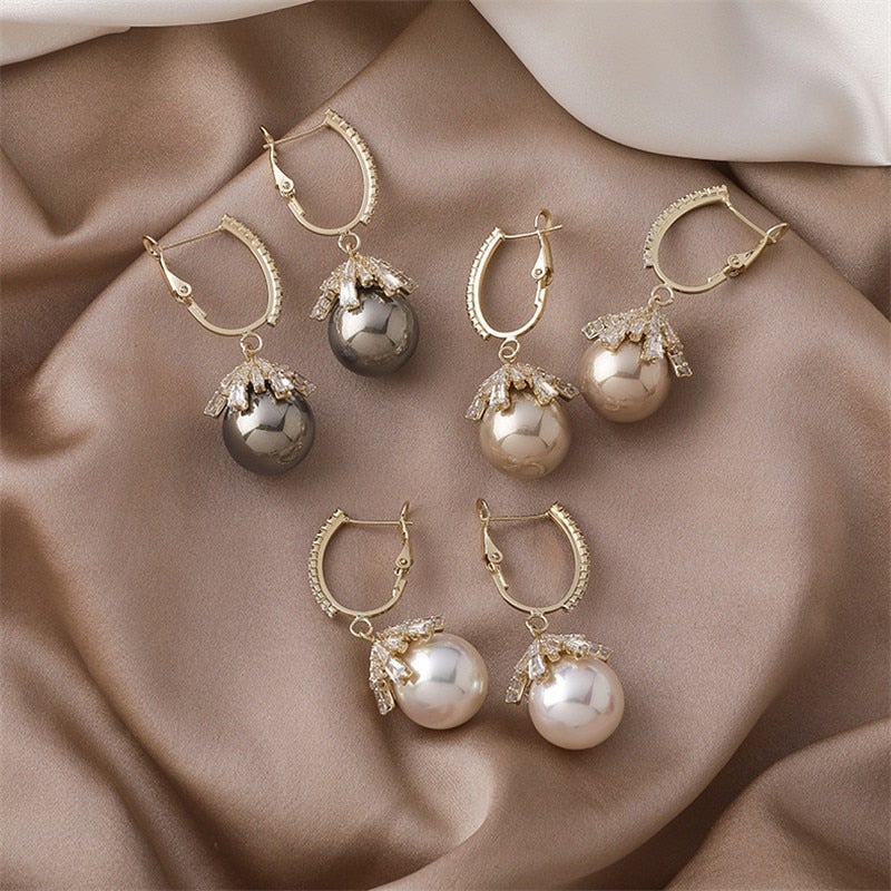 Georgina | Drop Earrings with Pearl