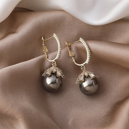 Georgina | Drop Earrings with Pearl