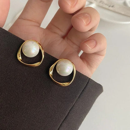 Zarah | Vintage Pearl Earrings