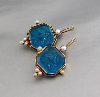 Martha | Vintage Earrings with Green Stone and Pearl